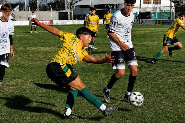 Racing vs Juventud Cané